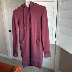 Athleta Triumph Hoodie Dress – Burgundy